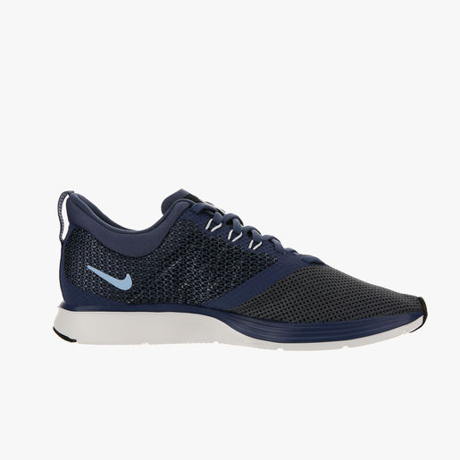 nike zoom strike 2018
