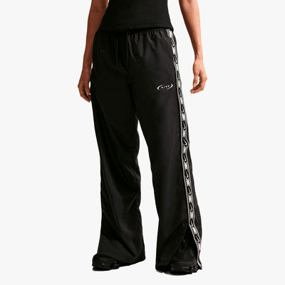 Nike Pantalón Sportswear Classic