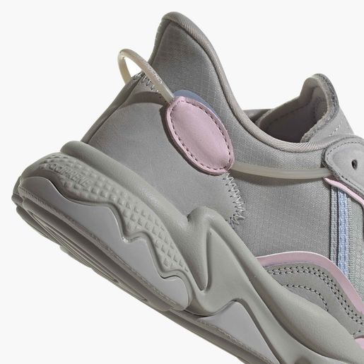adidas OZWEEGO
