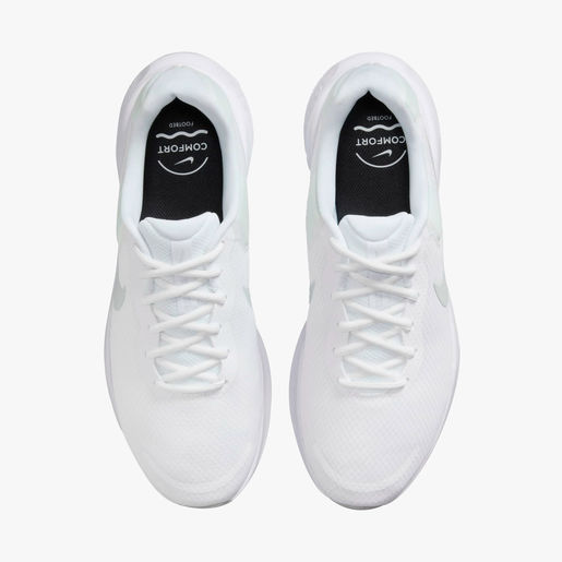 Nike Revolution 7