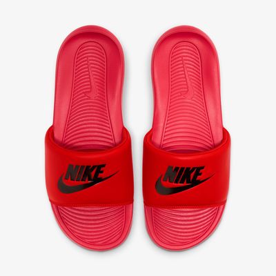 Nike Victori One