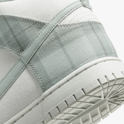 Nike Dunk High Retro SE