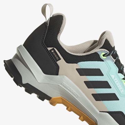 adidas Terrex AX4 GORE-TEX