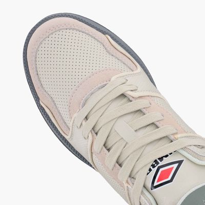 Umbro Diamondback 500T