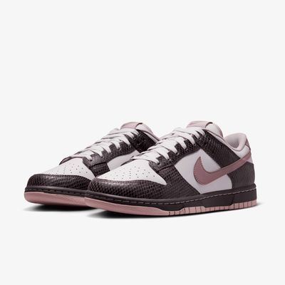 Nike Dunk Low SE