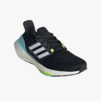 adidas Ultraboost 22