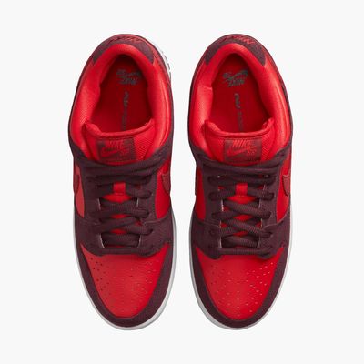 Nike SB Dunk Low Pro