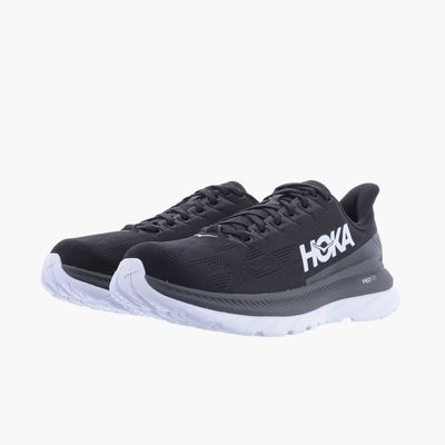 Hoka One One Mach 4