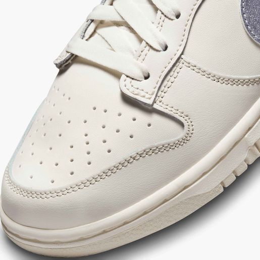 Nike Dunk Low Ess