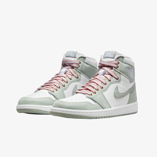 Nike Air Jordan 1