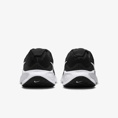 Nike Revolution 7