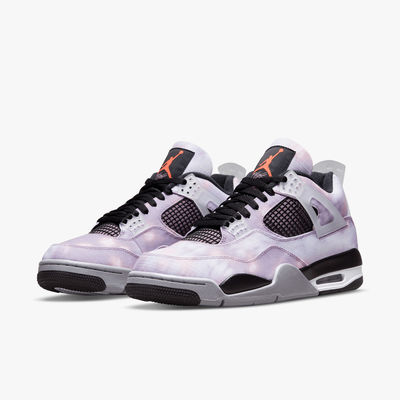 Air Jordan 4 Retro SE