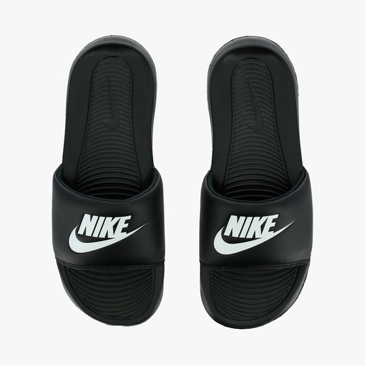 Nike Victori One