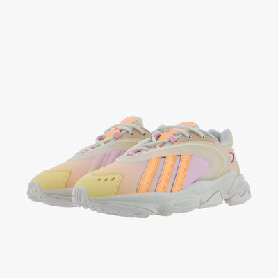 adidas Oztral