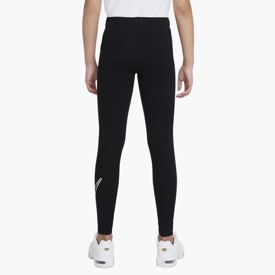 Nike Sportswear Favorites