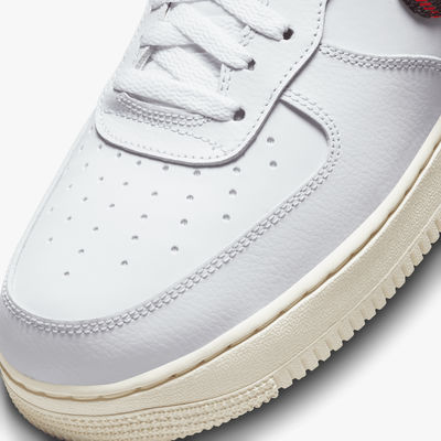 Nike Air Force 1 '07 LV8