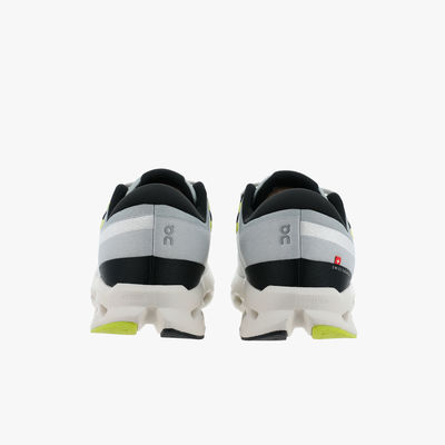 On Cloudsurfer 2