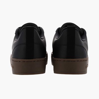 adidas Court Low Streetcheck