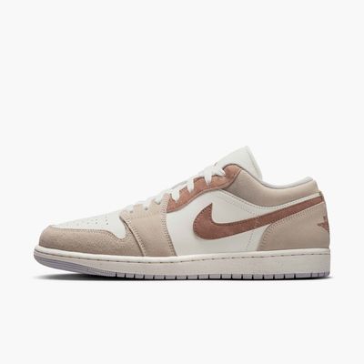 Jordan 1 Low SE Legend