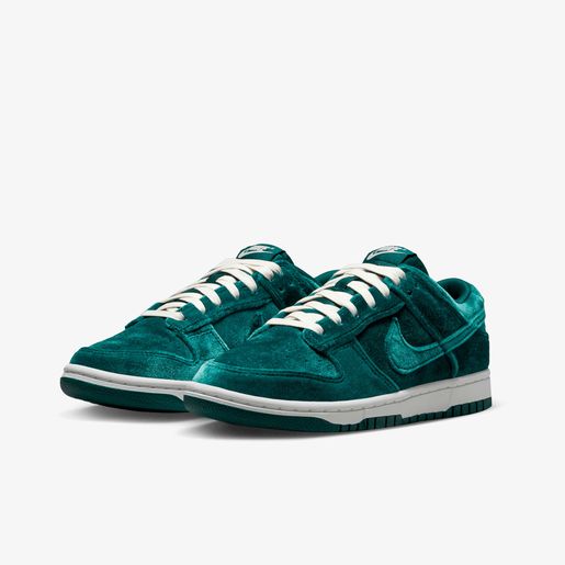 W Nike Dunk Low