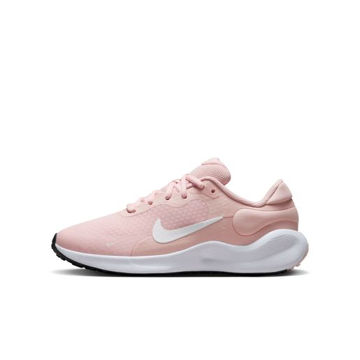 Nike Revolution 7