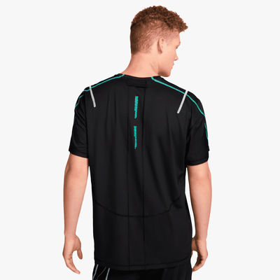 Nike Dri-FIT D.Y.E.