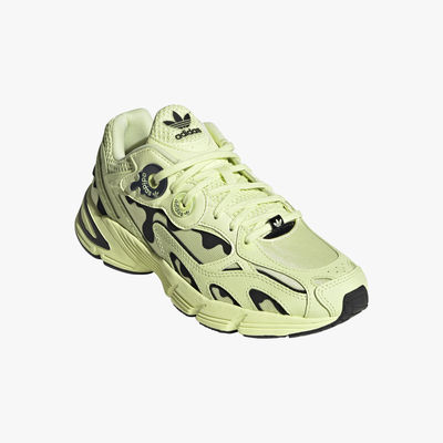 adidas Astir