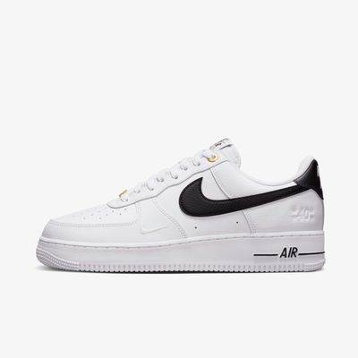 Nike Air Force 1 '07 LV8