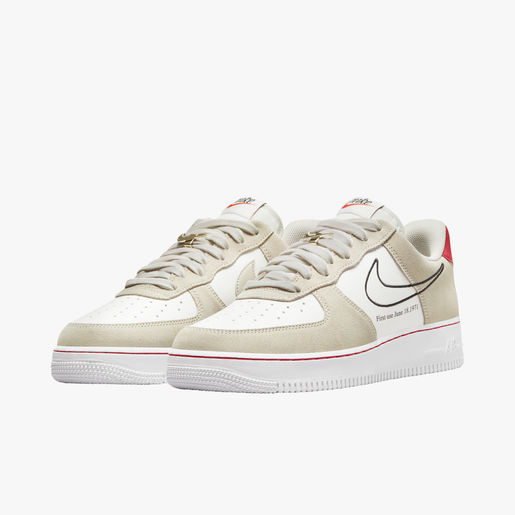 Nike Air Force 1 07 LV8