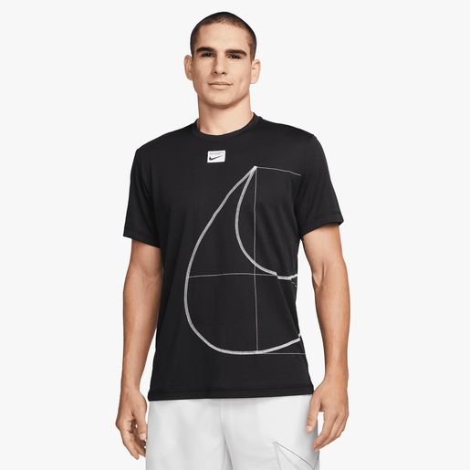 Nike Dri-FIT Q5