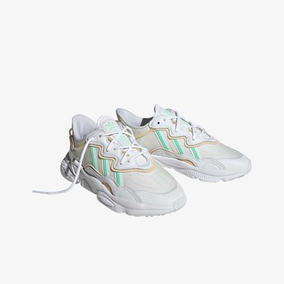 adidas OZWEEGO