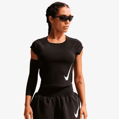 Nike Tempo Swoosh