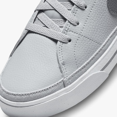 Nike Court Legacy