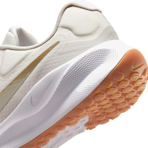 Nike Revolution 7
