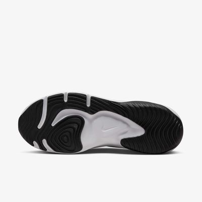 Nike Legend Essential 3 Next Nature