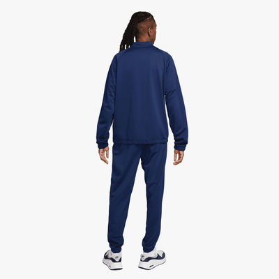 Nike Club