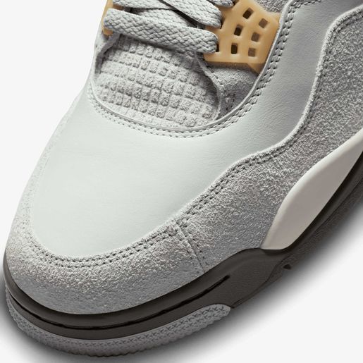 AIR JORDAN 4 RETRO SE