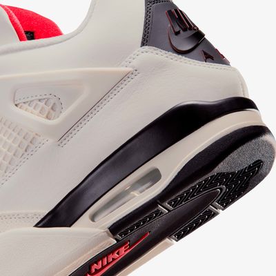 Air Jordan 4 Flight Club