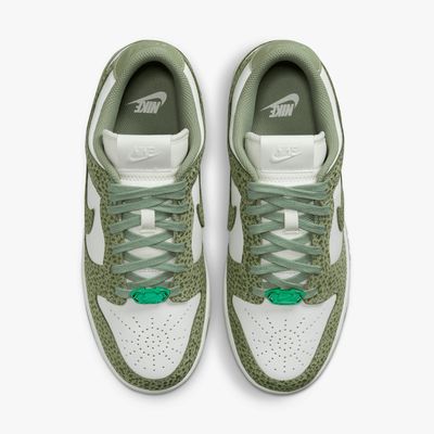 Nike Dunk Low Premium