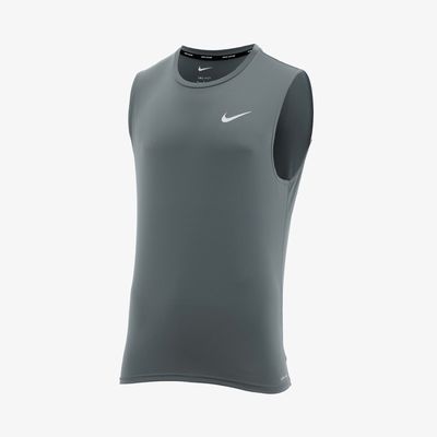 Nike Essential