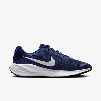 Nike Revolution 7
