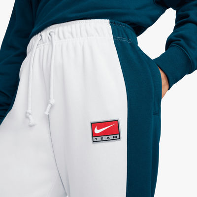 Nike Sportswear Team Nike