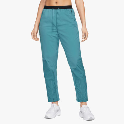 Nike Therma-FIT Run Division