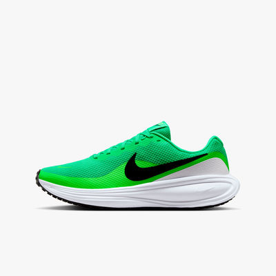 Nike Revolution 8