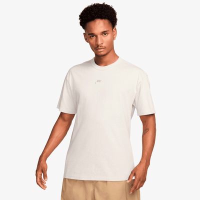 Nike Sportswear Premium Essentials
