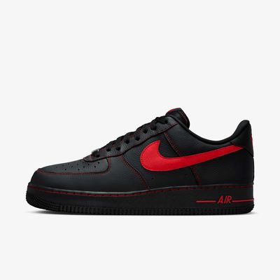 Nike Air Force 1 07 LV8