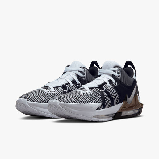 LeBron Witness 7
