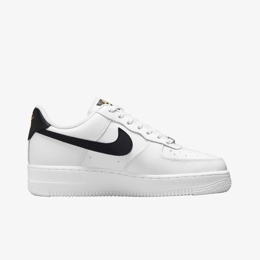 Nike Air Force 1 07 Essential