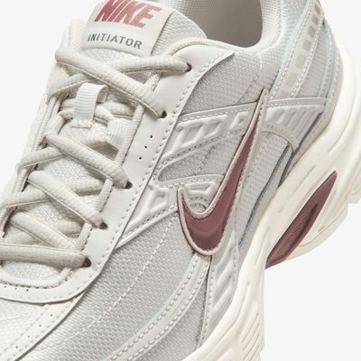 Nike Initiator