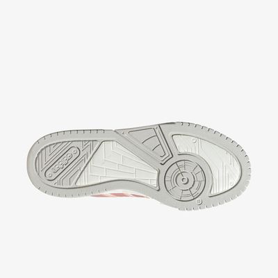 adidas D-Pad